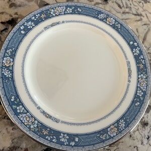 NWT New Noritake Blue and Cream Floral Dinner Plate China Randolph 9721